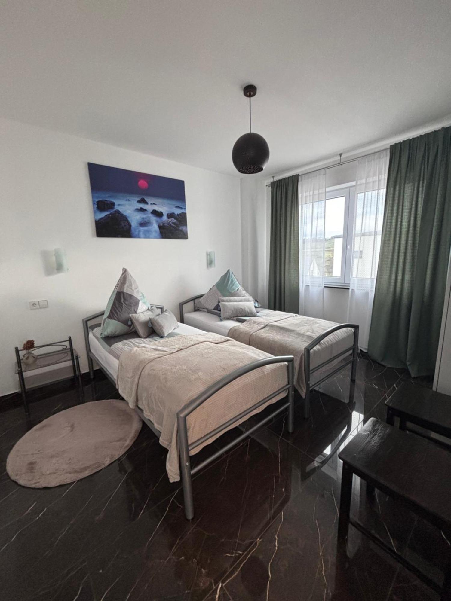 Ferienwohnung-Вайнштадт Экстерьер фото